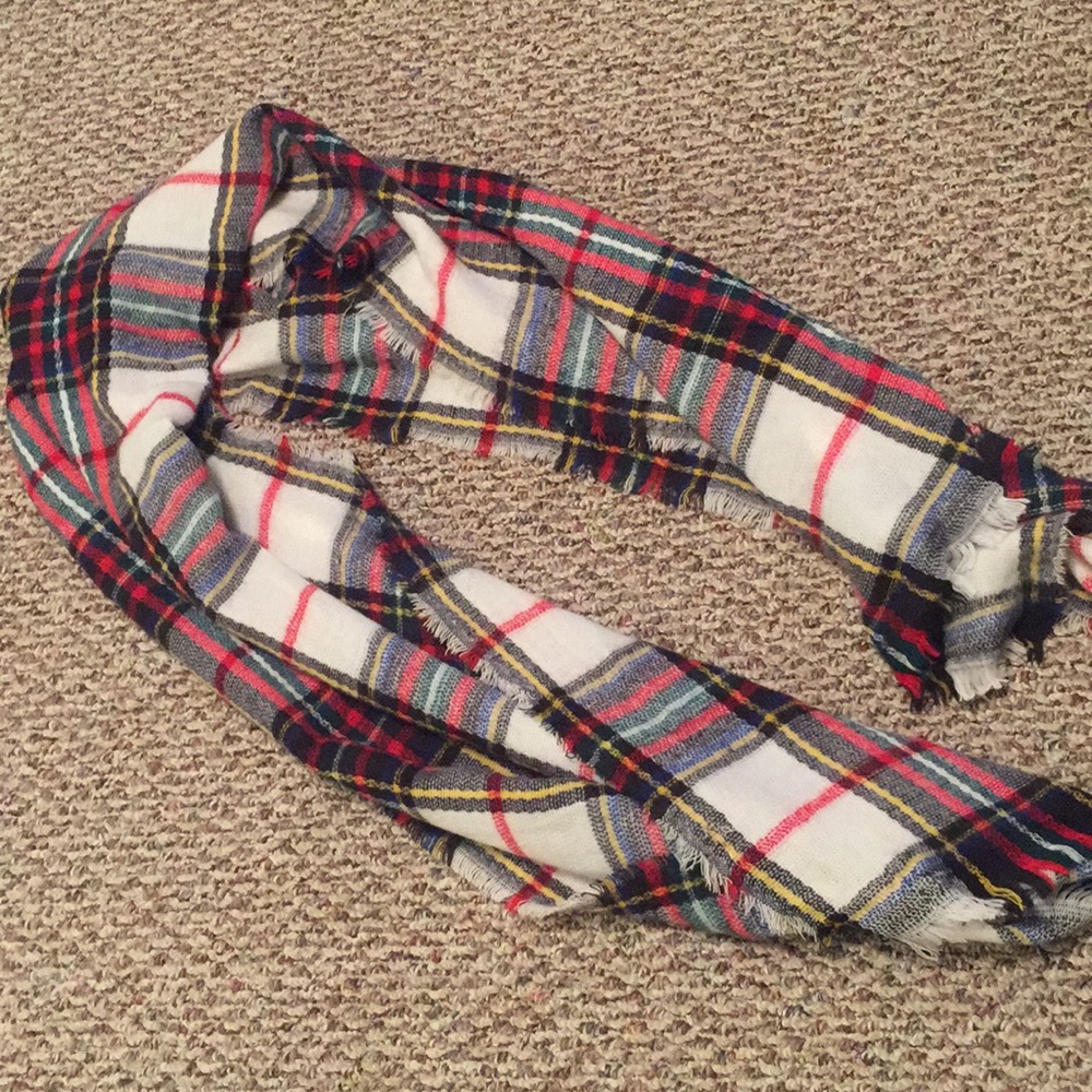 Plaid chunky scarf